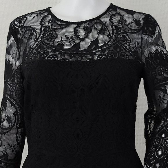 BB Dakota Jayce Lace Sheath Dress - Picture 4 of 15
